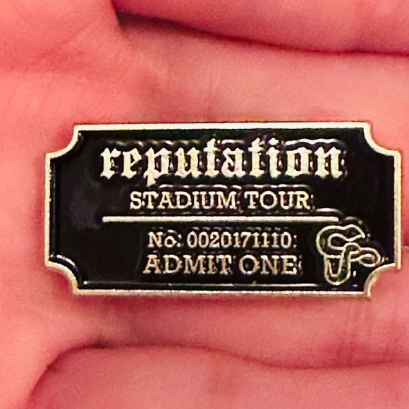 T.S. Reputation Tour Pin - Picture 4 of 5